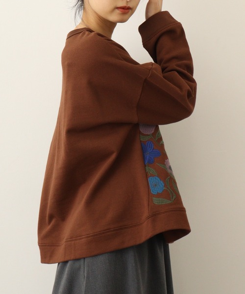 トレーナー スウェット EMAGO 花パッチワーク刺繍プルオーバー レディース Emago トレーナー スウェット EMAGO 花刺繍プルオーバー
