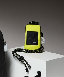 Armani Exchange スマホケース ジップポケット ストラップ付 Armani Exchange スマホケース ジップポケット ストラップ付 (A