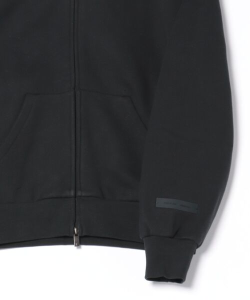 FOG ESSENTIALS（エフオージーエッセンシャルズ） パーカー CLASSIC