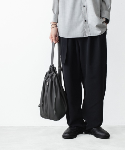ATTACHMENT（アタッチメント） ショルダーバッグ シンセティックレザー
