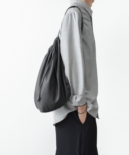 ATTACHMENT（アタッチメント） ショルダーバッグ シンセティックレザー