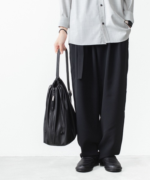 ATTACHMENT（アタッチメント） ショルダーバッグ シンセティックレザー