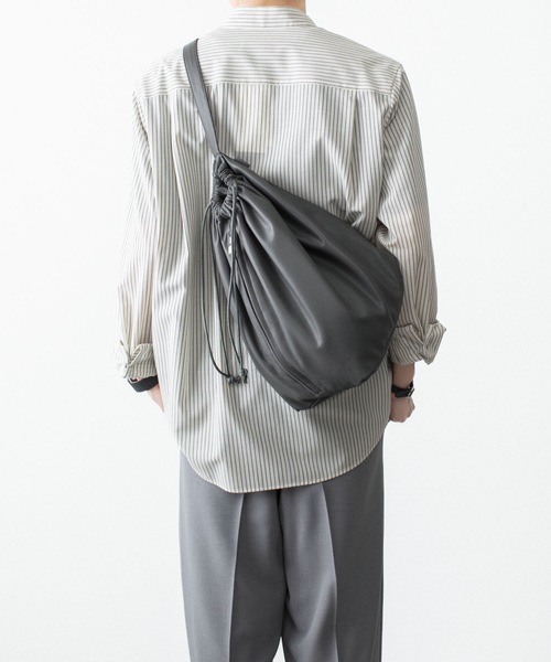 ATTACHMENT（アタッチメント） ショルダーバッグ シンセティックレザー