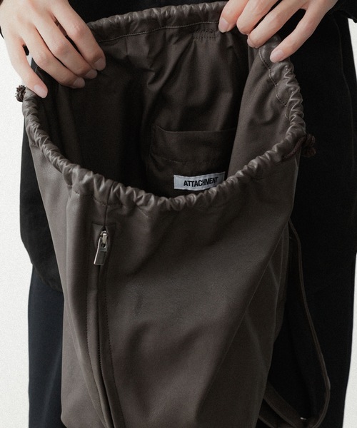 ATTACHMENT（アタッチメント） ショルダーバッグ シンセティックレザー