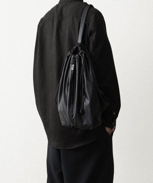 ATTACHMENT（アタッチメント） ショルダーバッグ シンセティックレザー