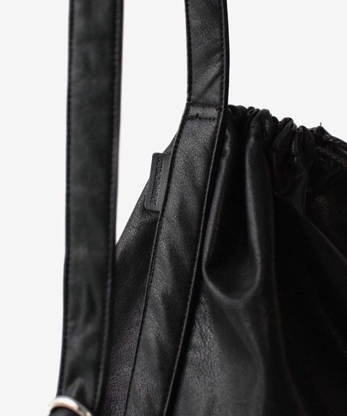 ATTACHMENT（アタッチメント） ショルダーバッグ シンセティックレザー