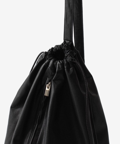ATTACHMENT（アタッチメント） ショルダーバッグ シンセティックレザー