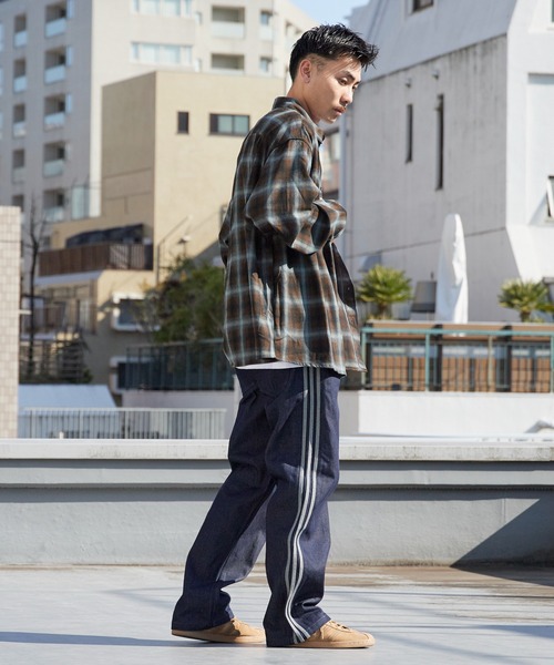 adidas（アディダス） ジーンズ ファイヤーバード スリーストライプス