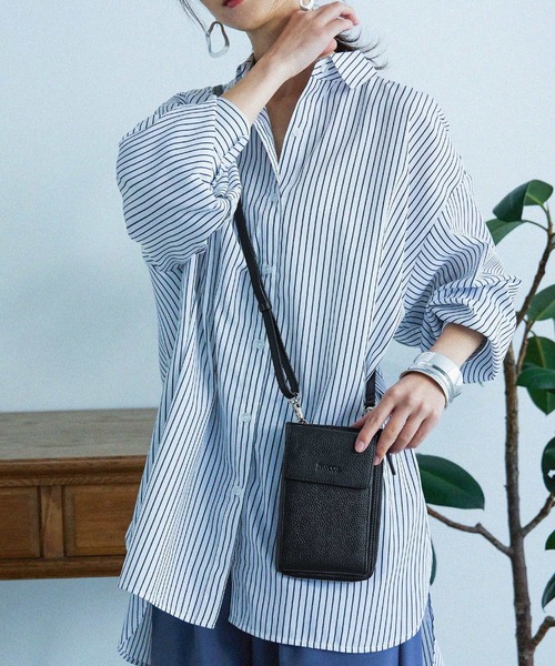 BARCOS（バルコス） ショルダーバッグ バッグ L字型シュリンクレザー