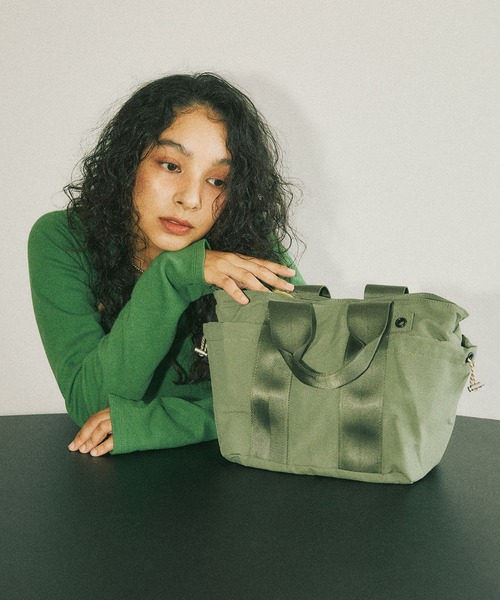 ショルダーバッグ バッグ 「TRIP.INN」 仕切りたくさんミニトート