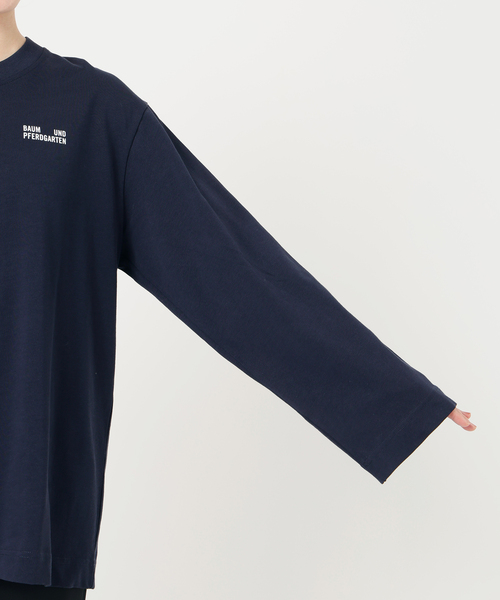 BAUM UND PFERDGARTEN（バウム ウンド ヘルガーデン） tシャツ JEEVANA