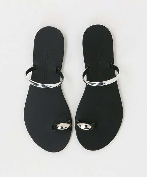 NICOLAS LAINAS メタリック サムリング サンダル size 37 極美品】 NICOLAS LAINAS メタリック サムリング サンダル 37