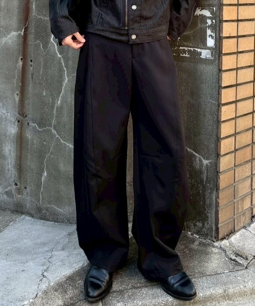 【新品未使用サイズ2】chikashitsu+ スラックスパンツ Chikashitsu+（チカシツプラス） スラックス 「Chikashitsu +」simple