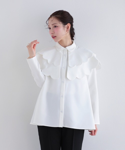 【タグ付き　未使用品】フィットモア　今季新作　ダブルスカラップケープトップス Fit more（フィットモア） ブラウス シャツ ダブルスカラップケープ
