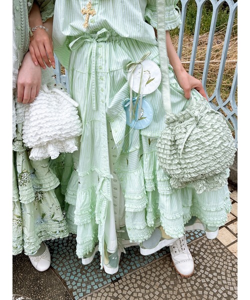 ブローチ スプリンクルポジー刺繍ワッペン レディースの画像