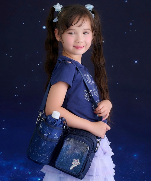 mezzo piano - 肩先 ショルダーバッグ 蓄光プリントペットボトルホルダー付ショルダーバッグ キッズ お子さん うしろ帯