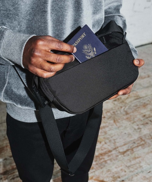 Aer ショルダーバッグ DAY SLING 3 エアー デイスリング ミニ