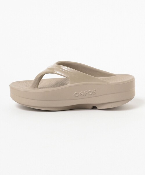 OOFOS（ウーフォス） サンダル OOFOS / OOmega（23〜25cm） レディース