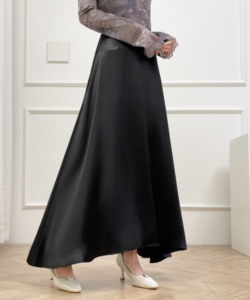 emi+ スカート バックスリットハイウエストサテンフレアスカート