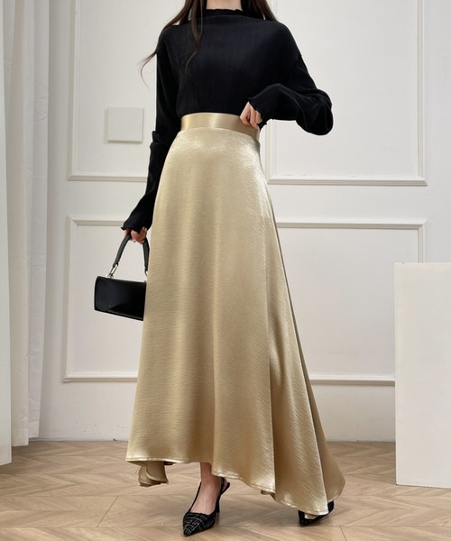 emi+ スカート バックスリットハイウエストサテンフレアスカート