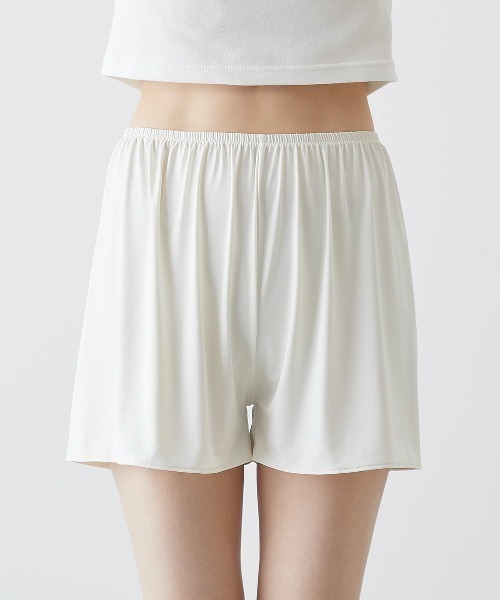 Anna　送料込 チュチュアンナ（tutuanna） インナーシャツ 肌着 透けにくい