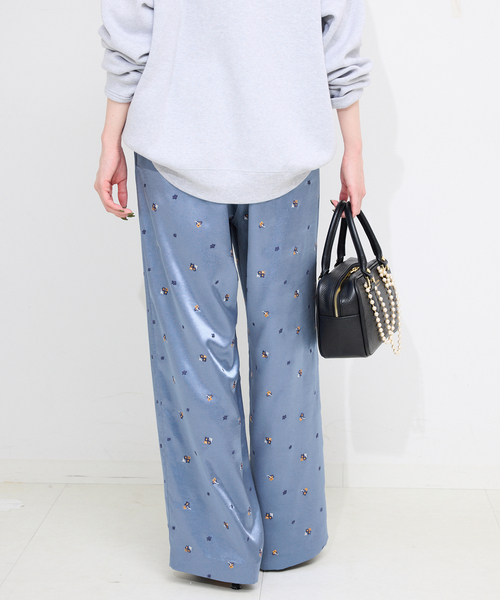 SLOBE IENA（スローブイエナ） パンツ flowerサテンストレートイージー