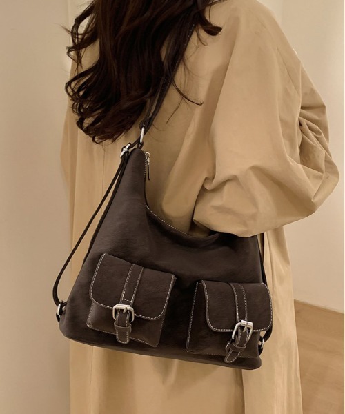 FREE STYLISTS ショルダーバッグ バッグ Y2K チャーム付き大容量バッグ