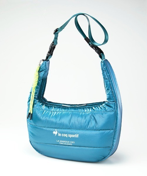 未使用品　キルティング　ショルダーバック le coq sportif（ルコックスポルティフ） ショルダーバッグ バッグ