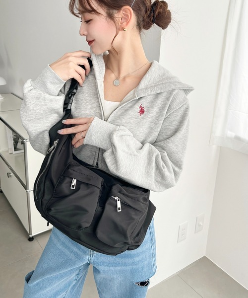 moment+ ウエストポーチ ウエストバッグ 立体ポケットナイロンボディ