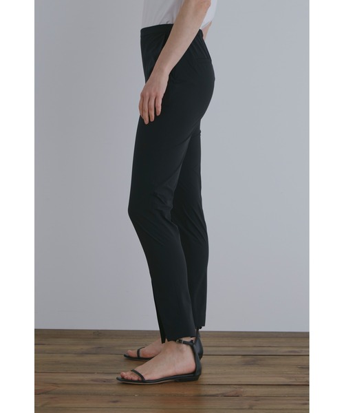 Le PHIL 新品　タグ付きスリットパンツ LE PHIL パンツ SOLOTEX ブロードセンタースリットパンツ