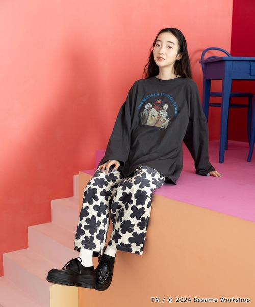 tシャツ 「SESAME STREET(セサミストリート)」コラボ  フォトロングTシャツ レディース メンズ | niko and… | 10