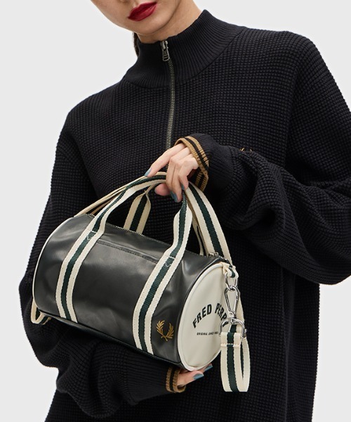 FREDPERRY☆ミニクラシックバッグ Classic Mini Barrel Bag／クラシックミニバレルバッグ