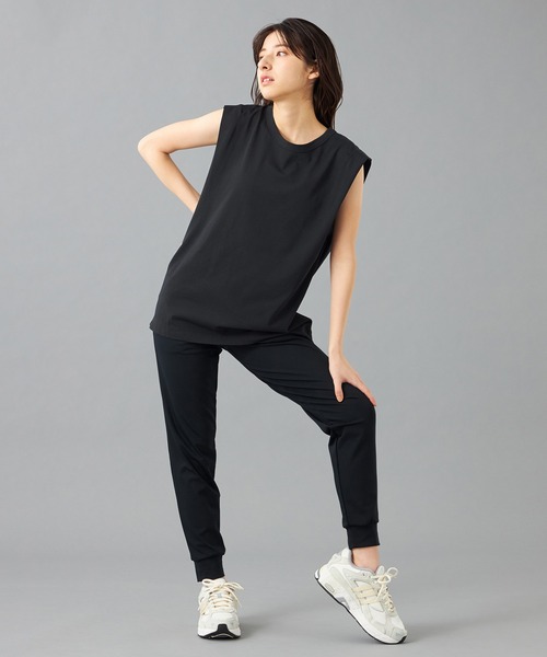 完売品チャコットジョッパーズパンツ　未使用　ヨガに普段着に使えます Chacott（チャコット） スウェットパンツ ジャージ Motion ジョガー