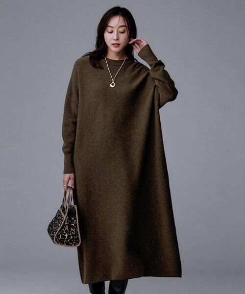 ワンピース 「ロング丈/ゆったりシルエット」テントライン ニットワンピースの画像