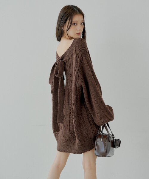 Chico（チコ） ワンピース バックオープンケーブルルーズワンピース
