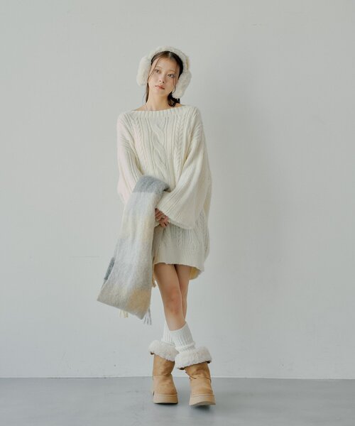 Chico（チコ） ワンピース バックオープンケーブルルーズワンピース