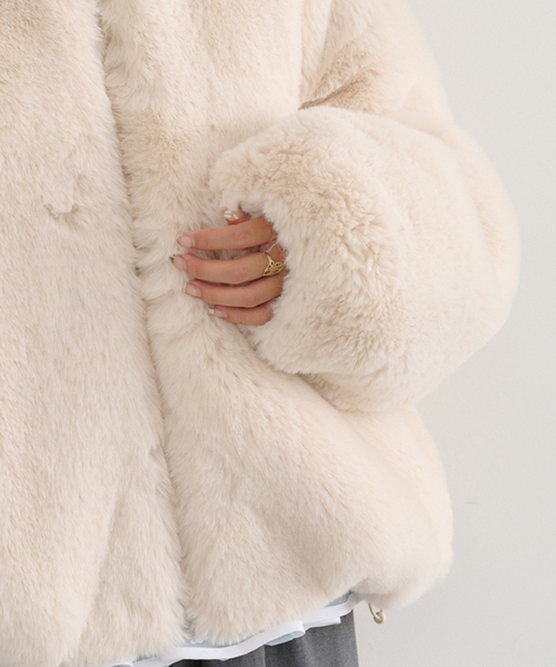 スピック＆スパン 　A POINT フェイクファー U by SPICK&SPAN（ユーバイスピックアンドスパン） コート アウター