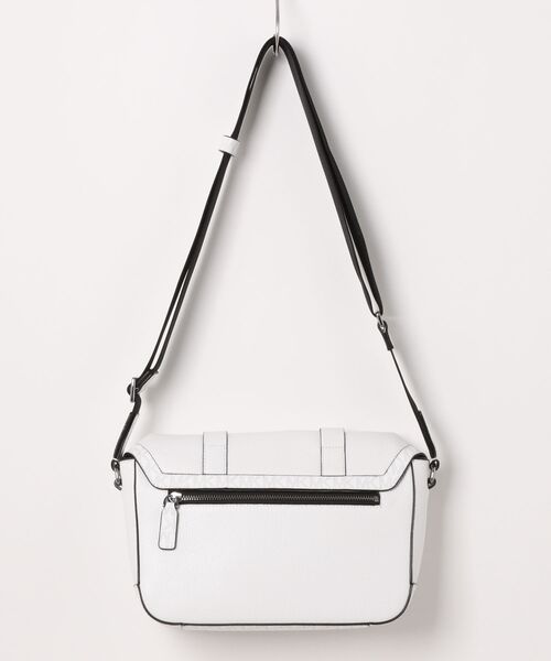 「MICHAEL KORS」 メッセンジャーバッグ FREE ホワイト メンズの画像