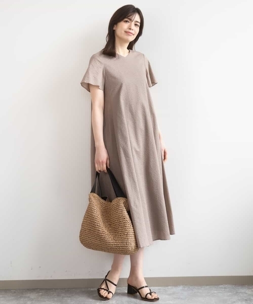 ワンピース VネックAラインシルエットワンピース/洗える/WEB限定カラーサイズありの画像