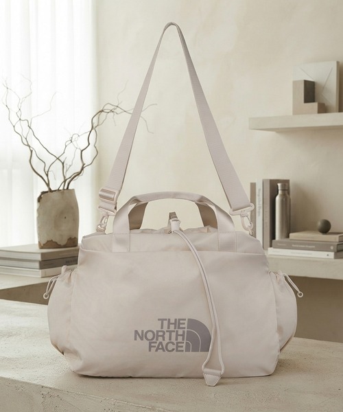 ボストンバッグ　男女問わず THE NORTH FACE（ザ ノースフェイス） ノースフェイス ボストンバッグ