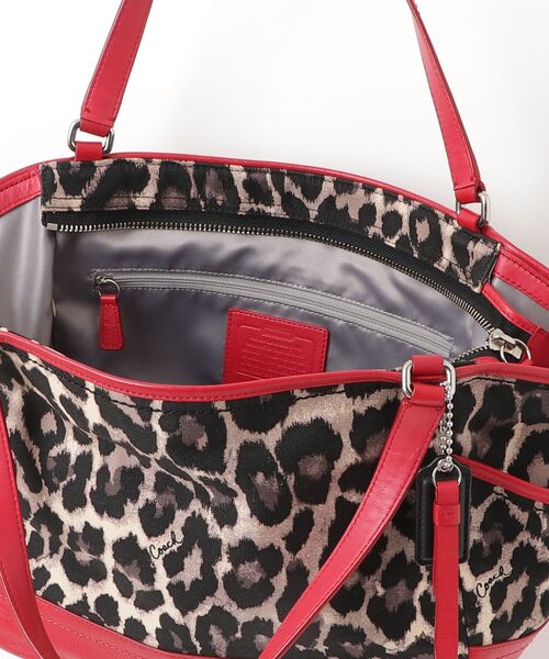 COACH（コーチ） レオパード トートバッグ - レッド レディース