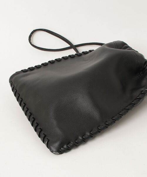 【VASIC】ショルダーバッグ 【牛革】 VASIC（ヴァジック） ショルダーバッグ - ブラック レディース