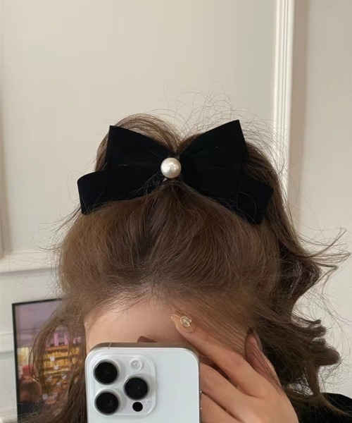 ヘアクリップ フェイクパール リボンデザイン バレッタ : ZOZOTOWN