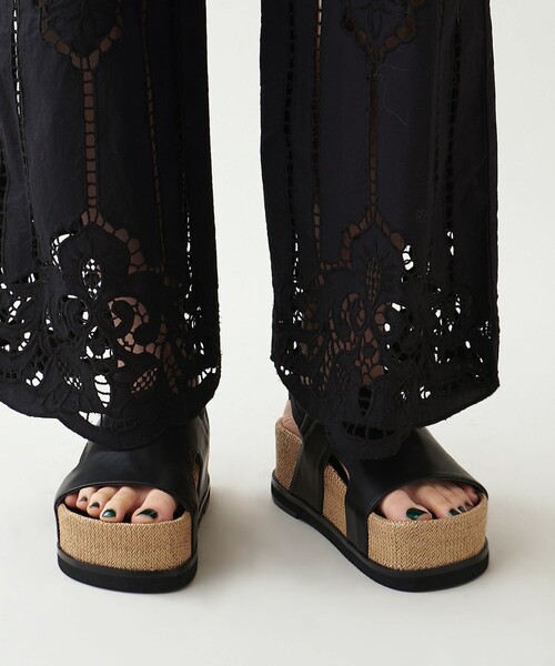 【美品】ODETTE E ODILE ラインストーン厚底サンダル22.5ブラック 美品】ODETTE E ODILE ラインストーン厚底サンダル22.5ブラック