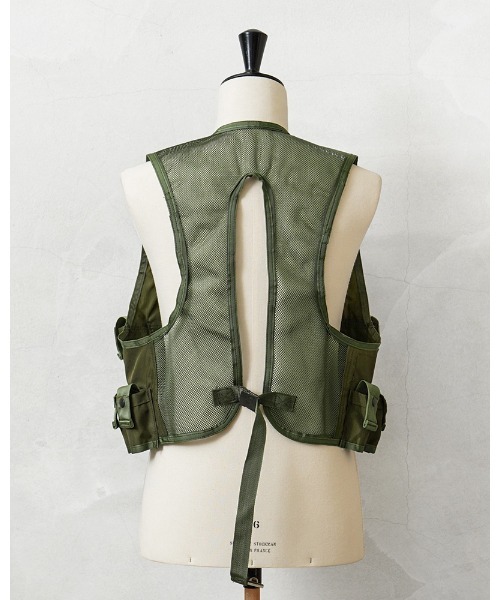 MILITARY（ミリタリー） ベスト ジレ 実物 新品 デッドストック 米軍
