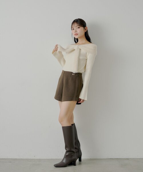 chico さま専用出品です Chico（チコ） パンツ 「2サイズ展開あり」ブローチ付きコンパクト