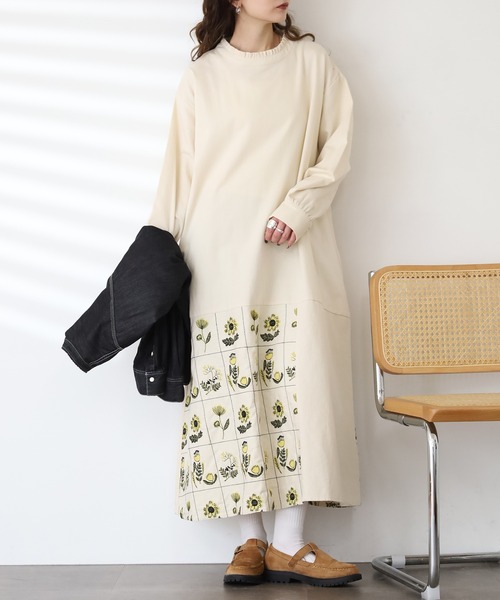 Emago刺繍入りアイボリー花柄長袖ワンピース Emago（イマゴ） ワンピース お花とライン刺繍ワンピース 長袖