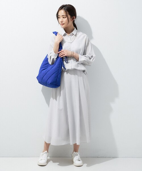 ブラウス シャツ 「接触冷感／洗える／2WAY」ドロスト付 シアーシャンブレーシャツ レディースの画像