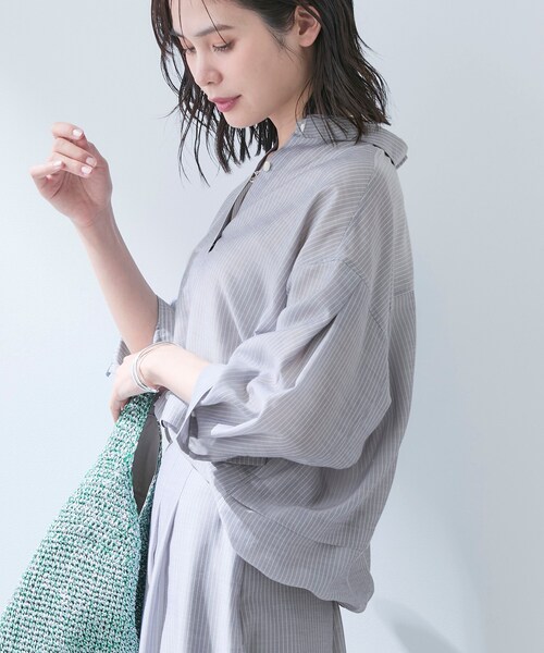 ブラウス シャツ 「接触冷感／洗える／2WAY」ドロスト付 シアーシャンブレーシャツ レディースの画像