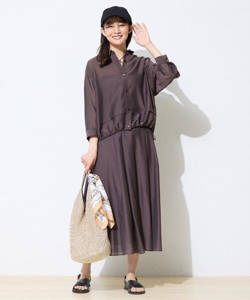 ブラウス シャツ 「接触冷感／洗える／2WAY」ドロスト付 シアーシャンブレーシャツ レディースの画像